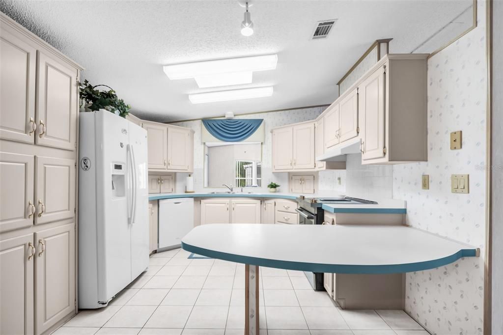 For Sale: $249,000 (2 beds, 2 baths, 1671 Square Feet)
