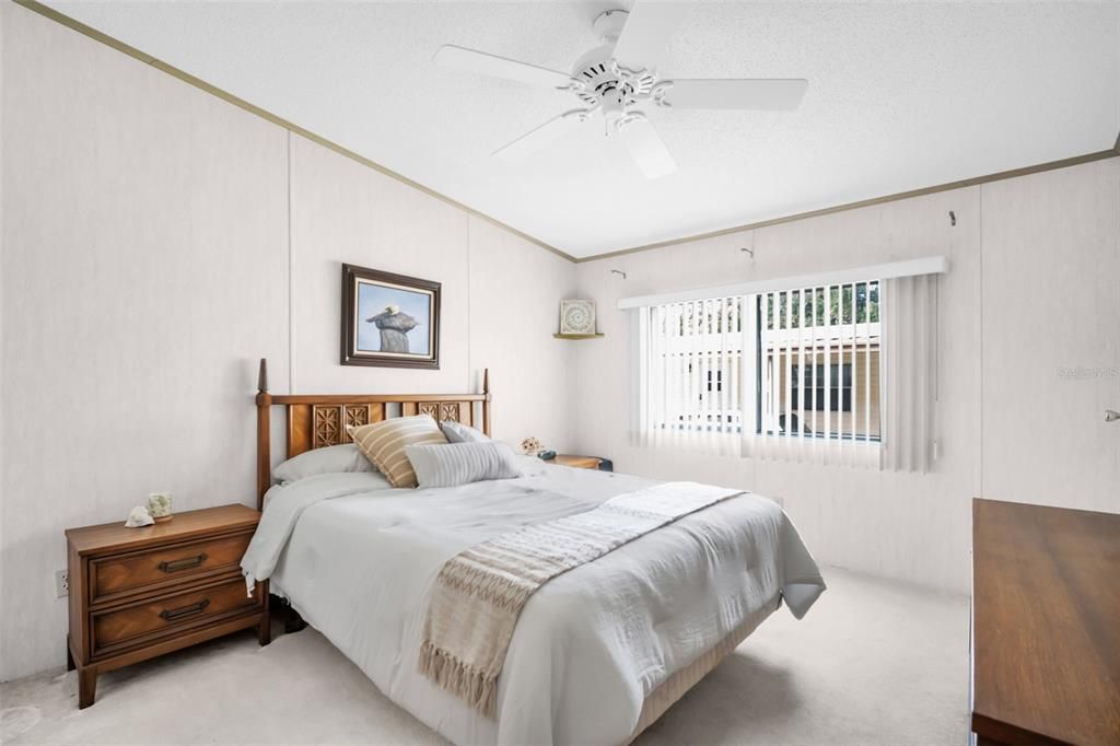 For Sale: $249,000 (2 beds, 2 baths, 1671 Square Feet)