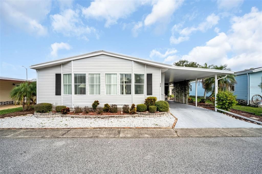 For Sale: $249,000 (2 beds, 2 baths, 1671 Square Feet)
