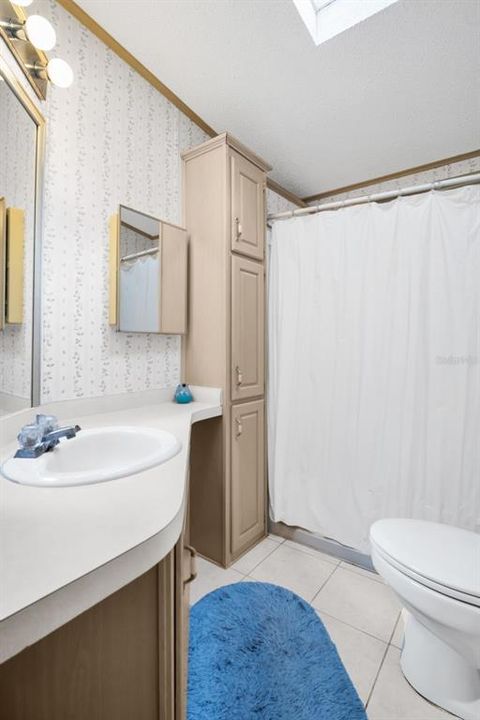 For Sale: $249,000 (2 beds, 2 baths, 1671 Square Feet)