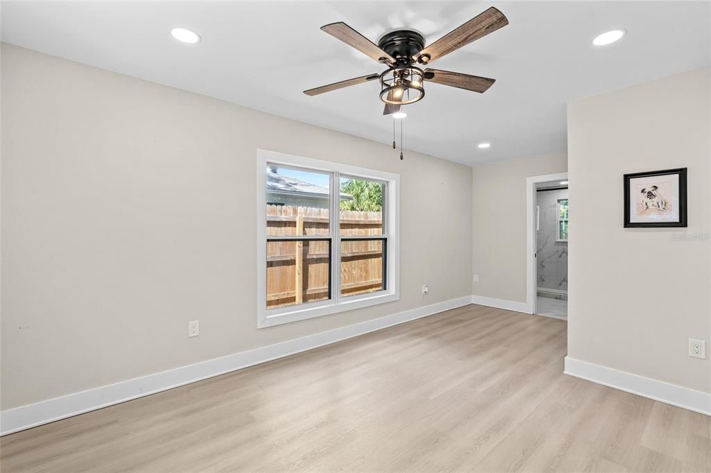For Sale: $849,000 (3 beds, 2 baths, 1599 Square Feet)