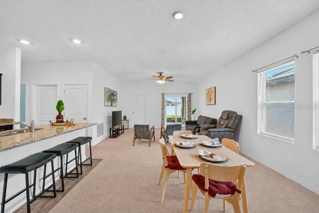 For Sale: $355,000 (3 beds, 2 baths, 1556 Square Feet)