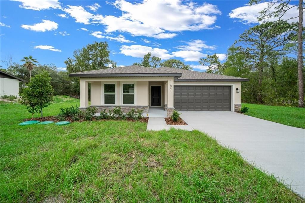 For Sale: $349,900 (3 beds, 2 baths, 1580 Square Feet)