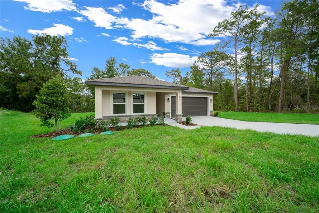 For Sale: $349,900 (3 beds, 2 baths, 1580 Square Feet)