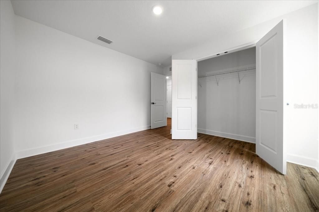 For Sale: $349,900 (3 beds, 2 baths, 1580 Square Feet)