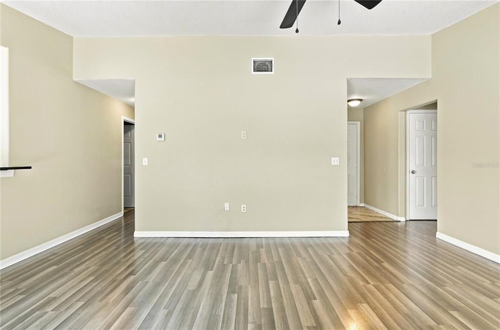En Venta: $280,000 (3 camas, 2 baños, 1108 Pies cuadrados)