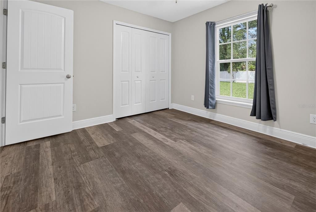 For Sale: $335,000 (3 beds, 2 baths, 1386 Square Feet)