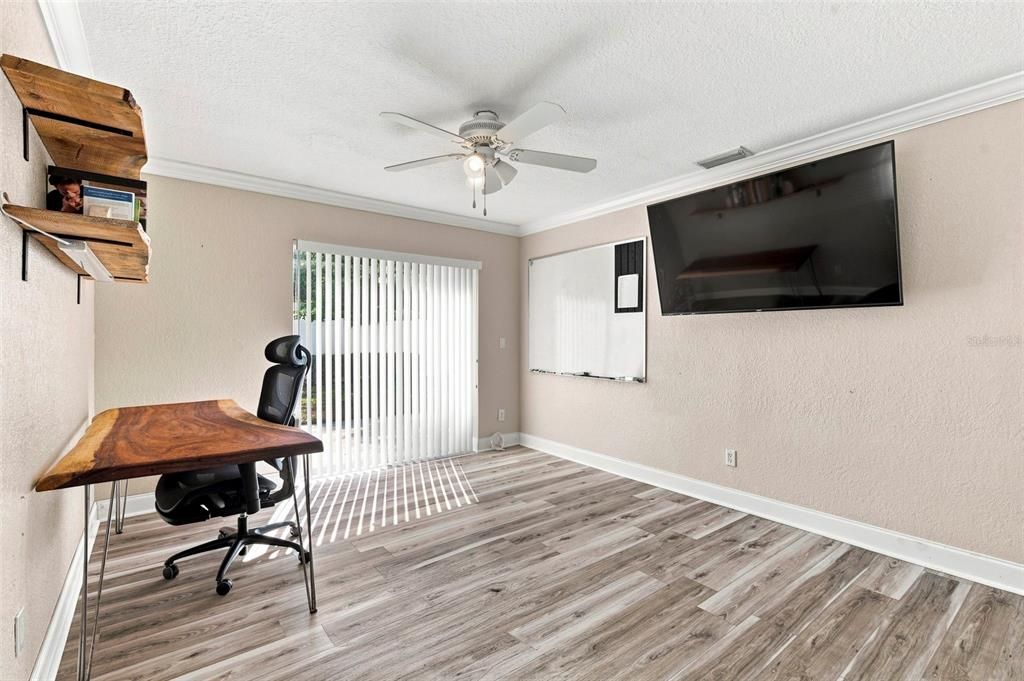 En Venta: $475,000 (3 camas, 2 baños, 1701 Pies cuadrados)