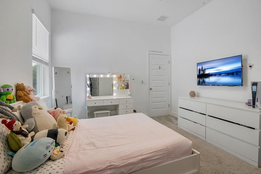 For Rent: $4,500 (3 beds, 2 baths, 2116 Square Feet)