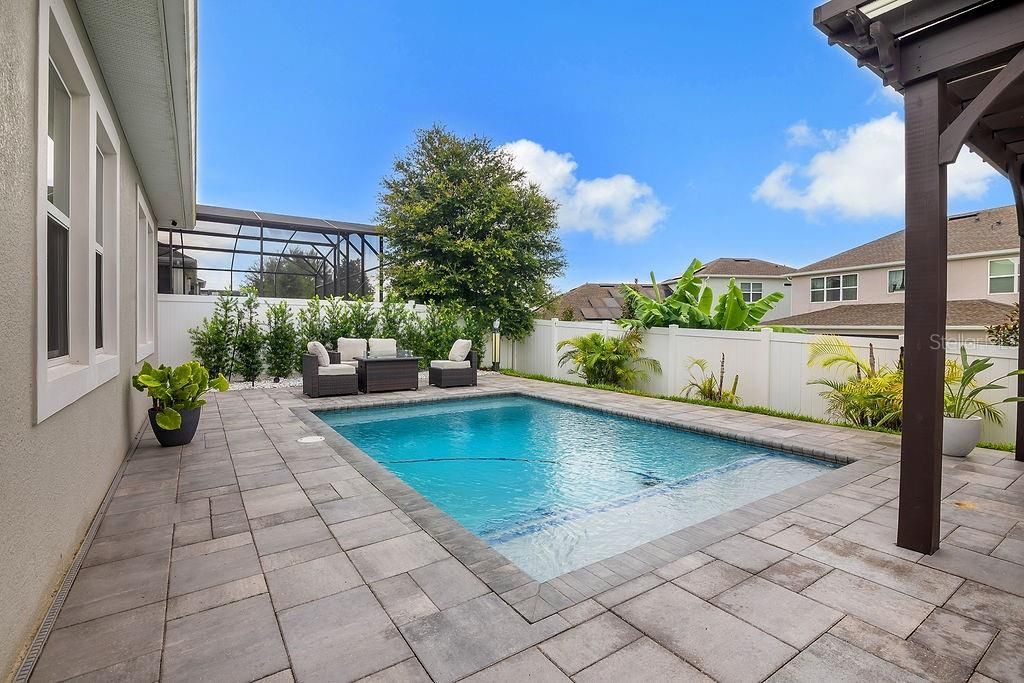 For Rent: $4,500 (3 beds, 2 baths, 2116 Square Feet)