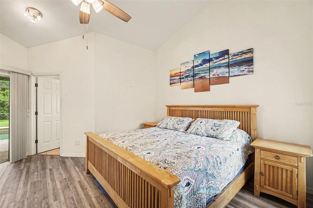 На продажу: $425,000 (3 спален, 2 ванн, 1441 Квадратных фут)