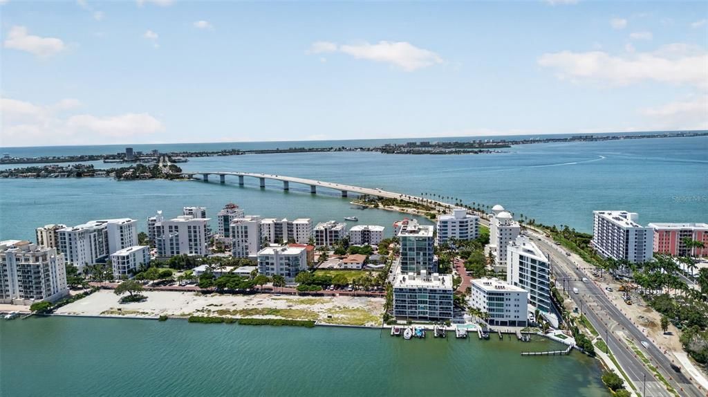 For Sale: $1,450,000 (2 beds, 2 baths, 1940 Square Feet)