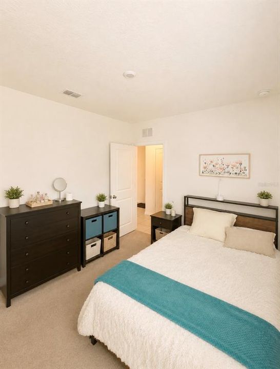 For Sale: $369,900 (4 beds, 3 baths, 2124 Square Feet)