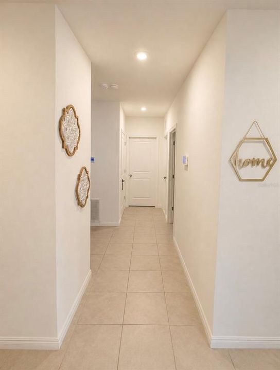 For Sale: $369,900 (4 beds, 3 baths, 2124 Square Feet)