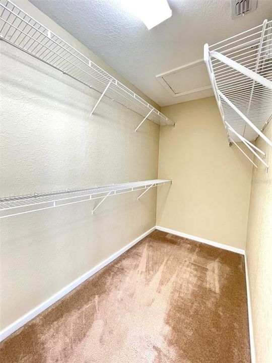 En Renta: $2,300 (3 camas, 2 baños, 1665 Pies cuadrados)