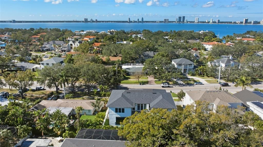 For Sale: $2,899,000 (5 beds, 5 baths, 5863 Square Feet)