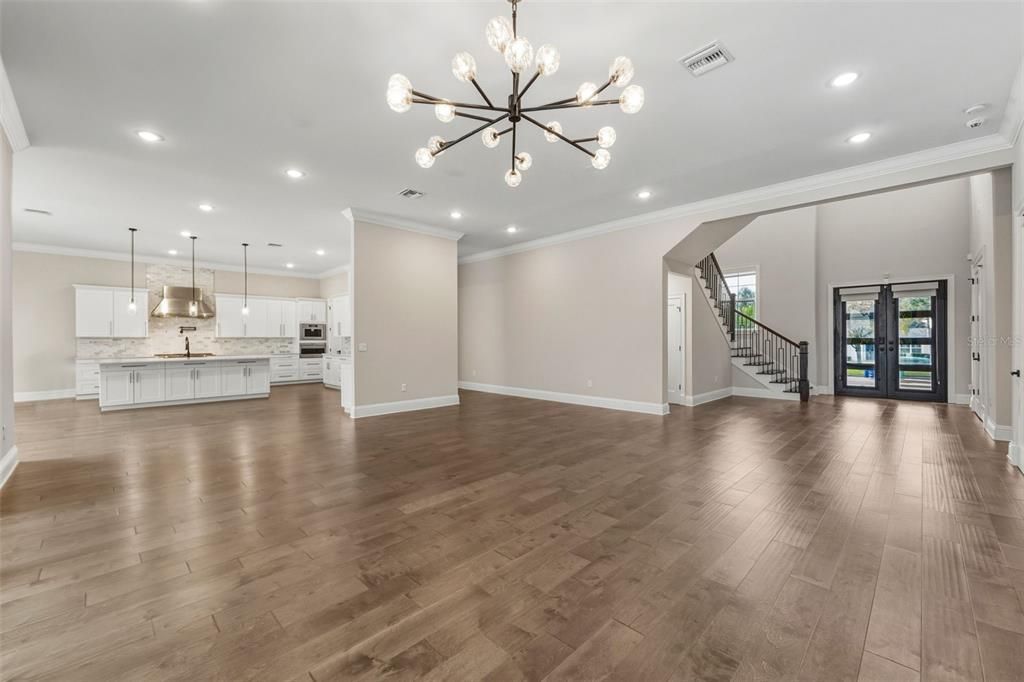 For Sale: $2,899,000 (5 beds, 5 baths, 5863 Square Feet)