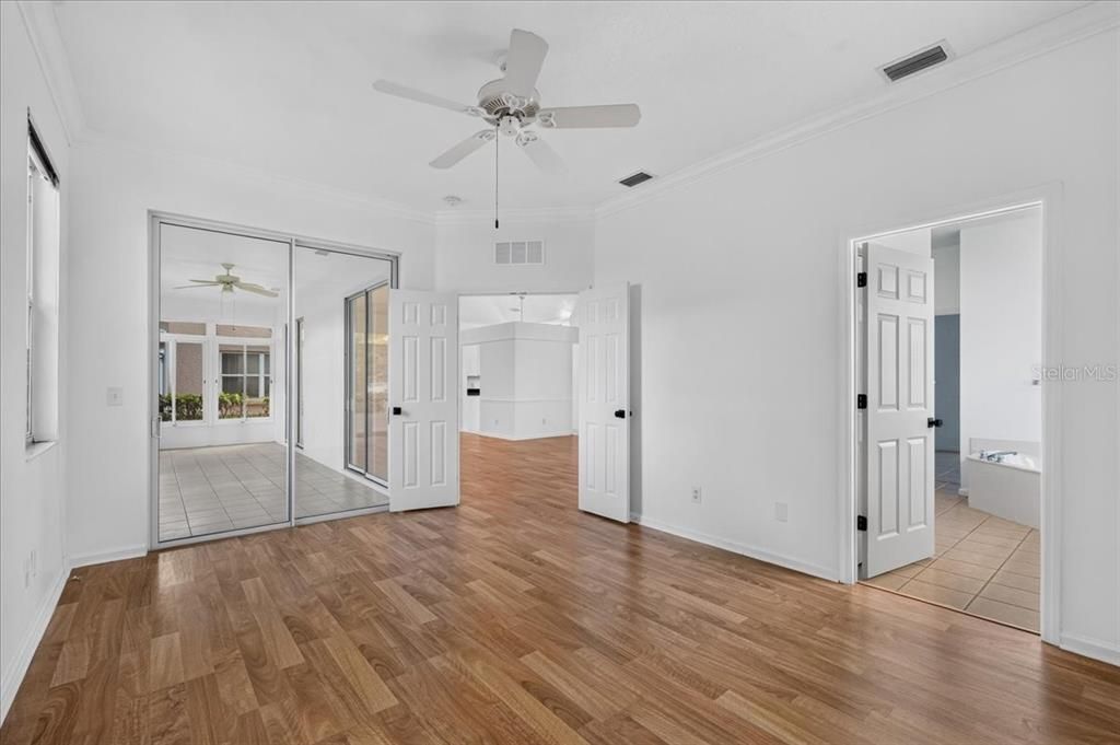 For Sale: $249,990 (3 beds, 2 baths, 1739 Square Feet)