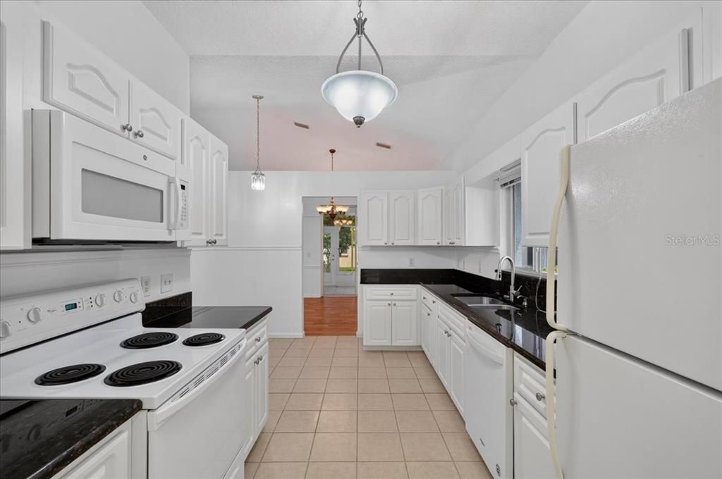 For Sale: $249,990 (3 beds, 2 baths, 1739 Square Feet)