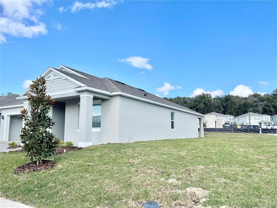 For Rent: $2,349 (4 beds, 2 baths, 1846 Square Feet)