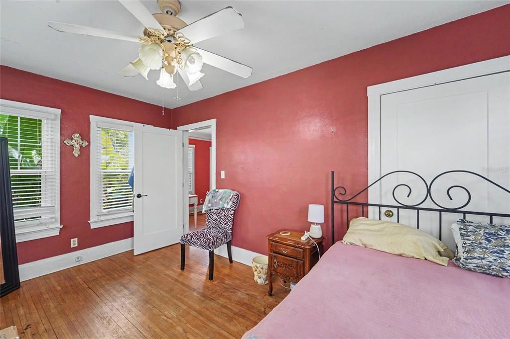 For Sale: $779,000 (3 beds, 2 baths, 2340 Square Feet)