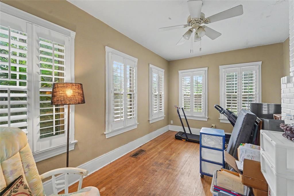 For Sale: $779,000 (3 beds, 2 baths, 2340 Square Feet)