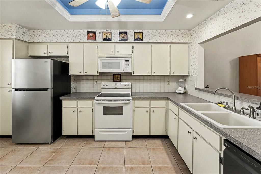 En Venta: $299,000 (2 camas, 2 baños, 1380 Pies cuadrados)