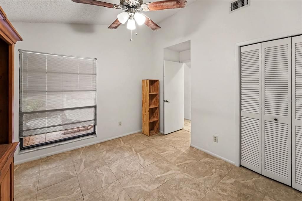 En Venta: $299,000 (2 camas, 2 baños, 1380 Pies cuadrados)