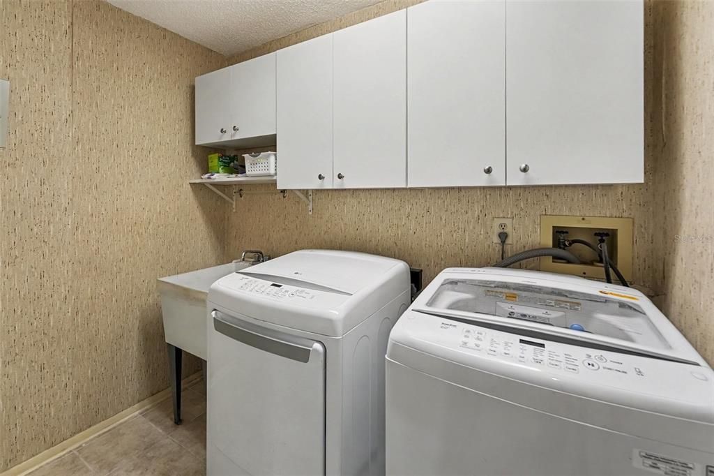 En Venta: $299,000 (2 camas, 2 baños, 1380 Pies cuadrados)