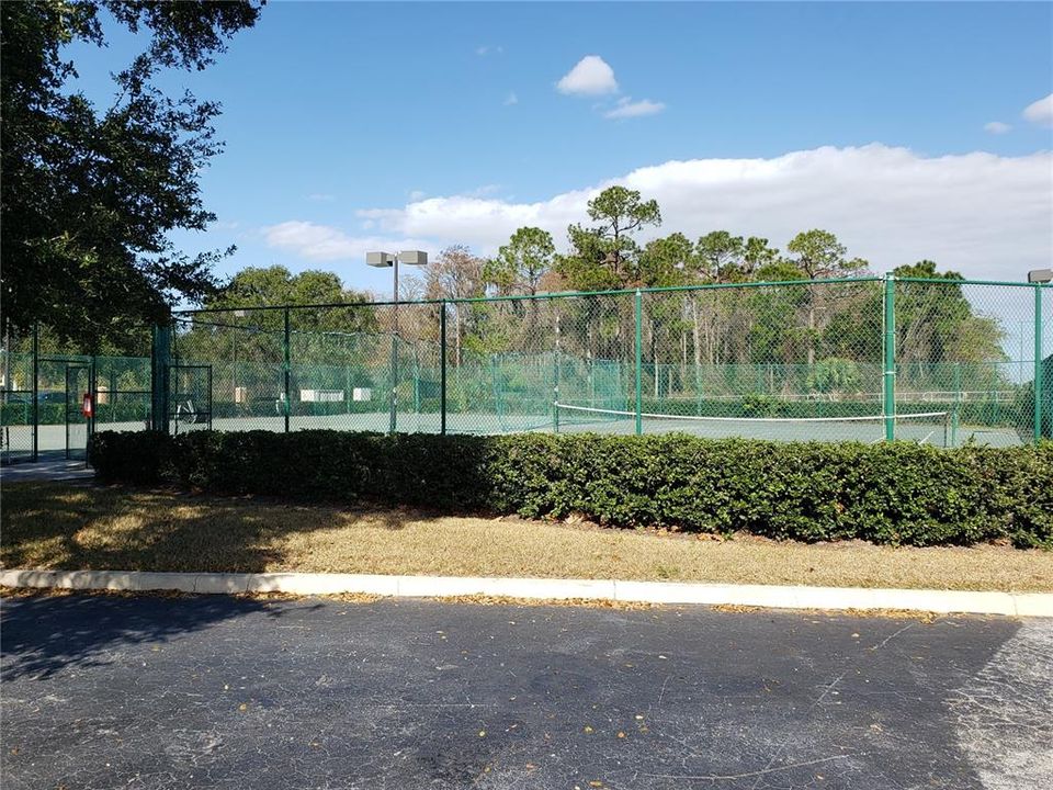 For Rent: $1,250 (1 beds, 1 baths, 709 Square Feet)