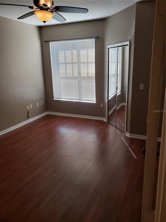 For Rent: $1,250 (1 beds, 1 baths, 709 Square Feet)