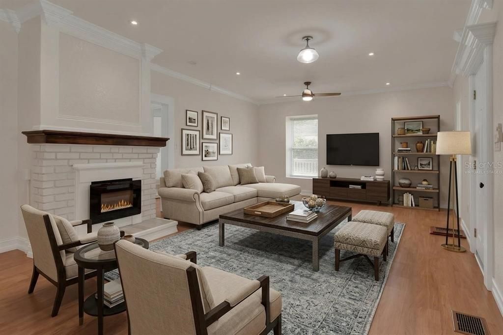 For Sale: $548,000 (5 beds, 3 baths, 2024 Square Feet)
