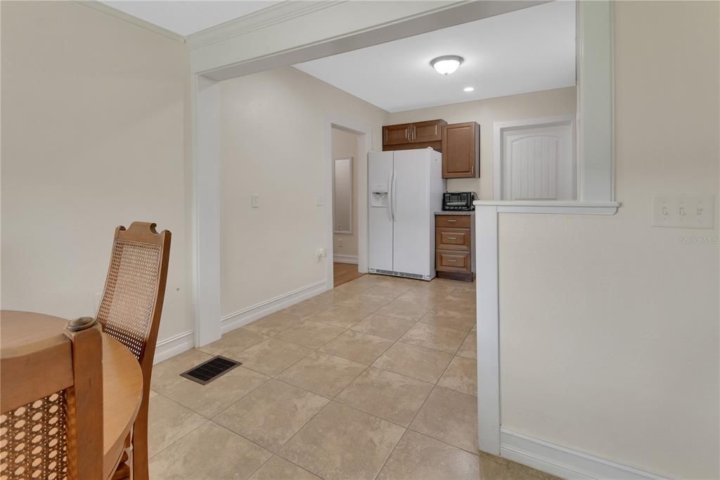 For Sale: $548,000 (5 beds, 3 baths, 2024 Square Feet)