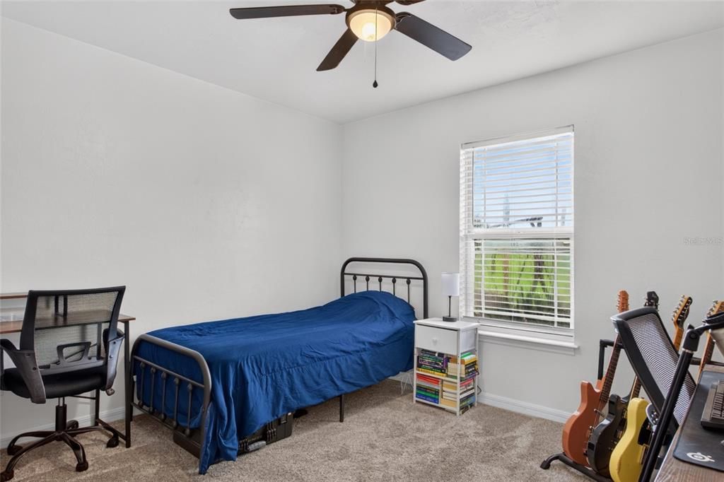 For Sale: $449,500 (3 beds, 2 baths, 1910 Square Feet)