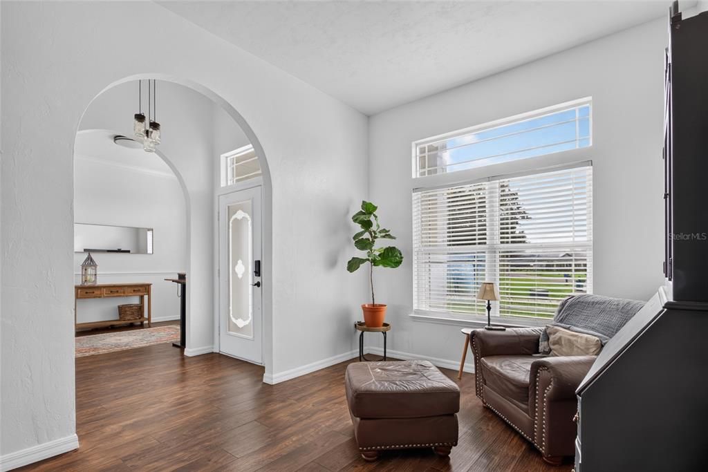 For Sale: $449,500 (3 beds, 2 baths, 1910 Square Feet)