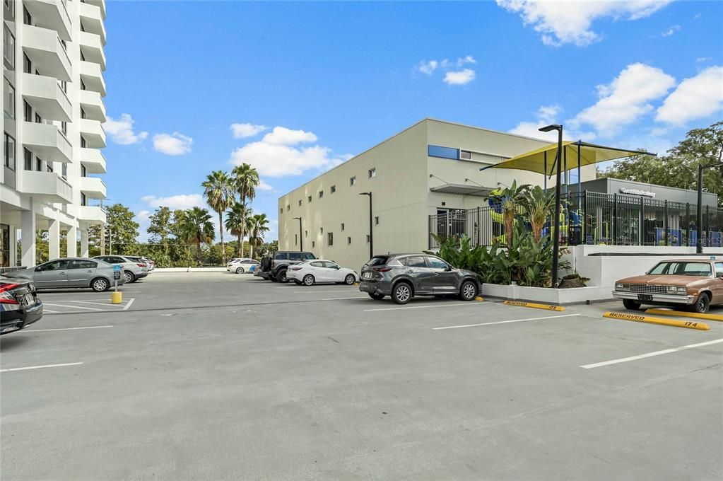 For Sale: $229,900 (1 beds, 2 baths, 1109 Square Feet)