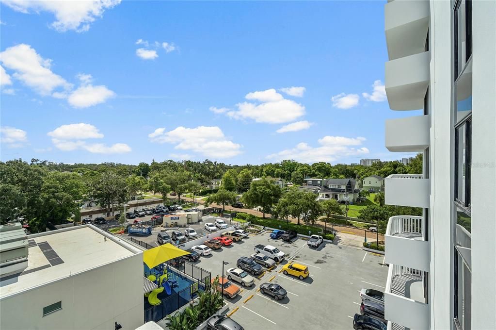 For Sale: $229,900 (1 beds, 2 baths, 1109 Square Feet)