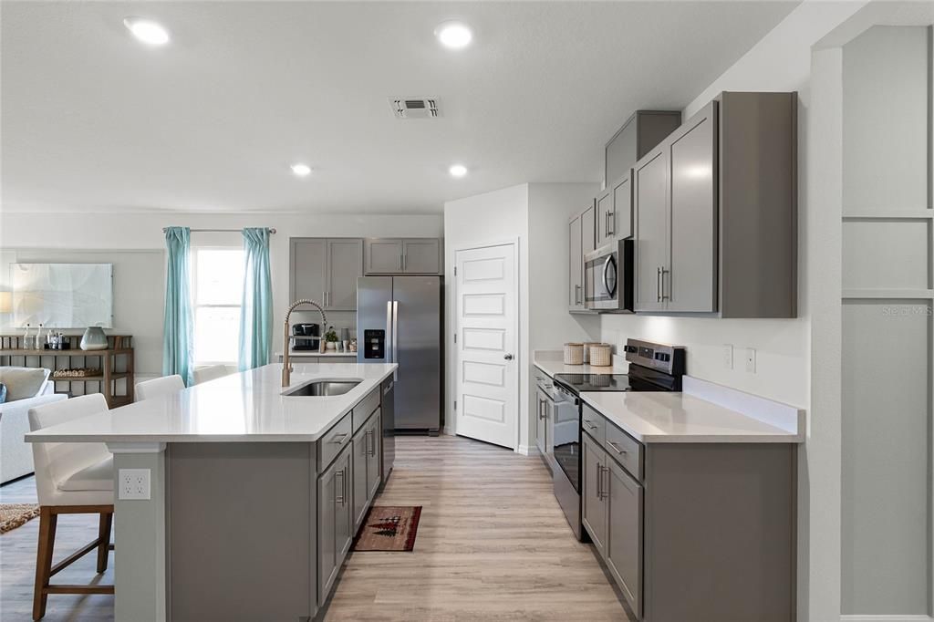 For Sale: $370,990 (5 beds, 3 baths, 2077 Square Feet)