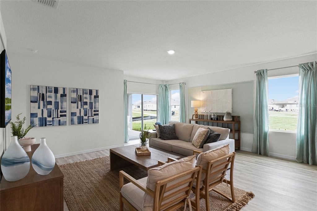 For Sale: $370,990 (5 beds, 3 baths, 2077 Square Feet)
