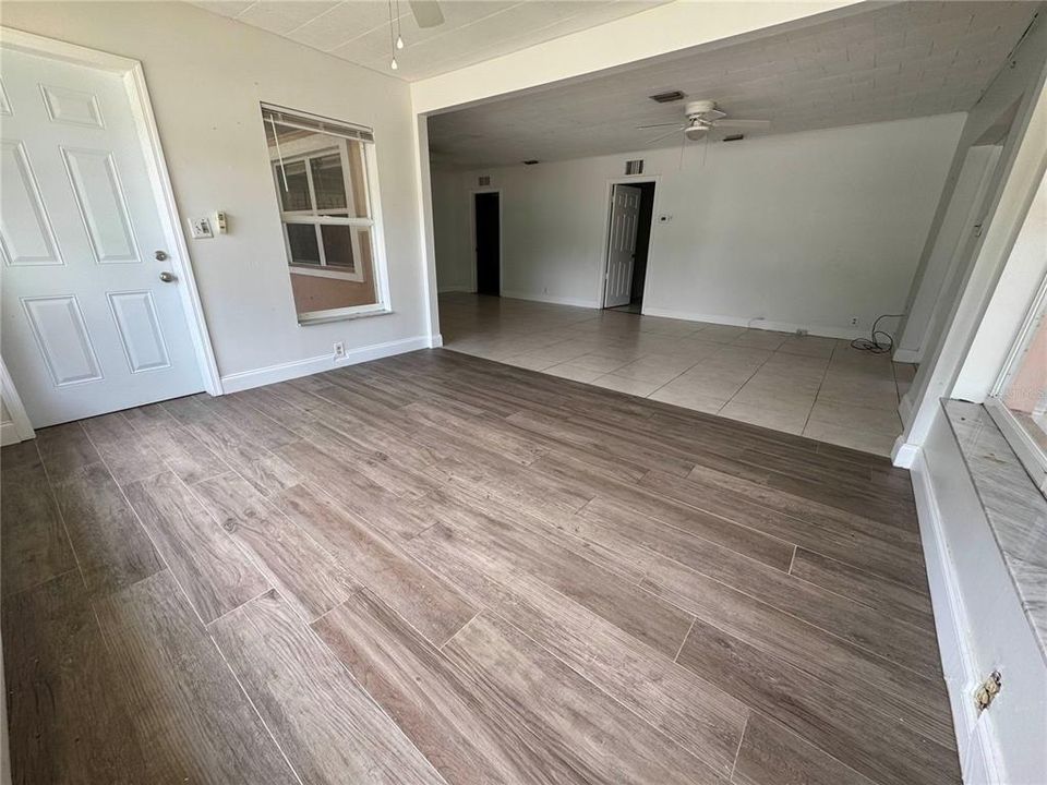 For Rent: $1,600 (3 beds, 2 baths, 1258 Square Feet)