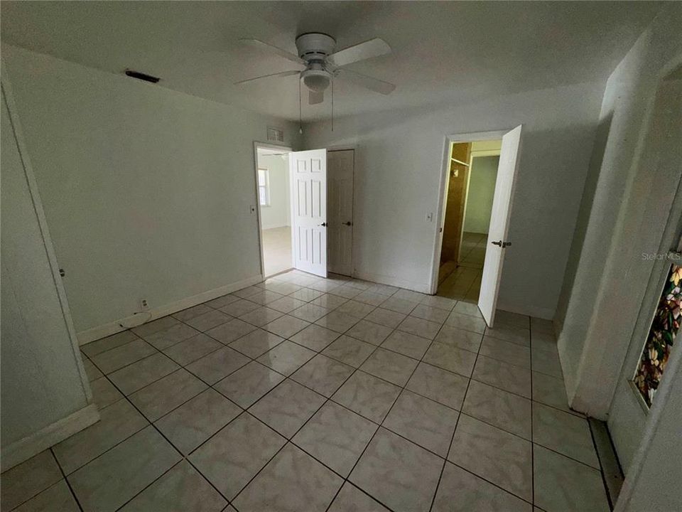 For Rent: $1,600 (3 beds, 2 baths, 1258 Square Feet)