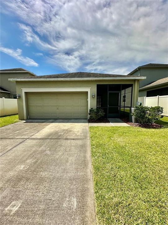 For Sale: $350,000 (3 beds, 2 baths, 1637 Square Feet)