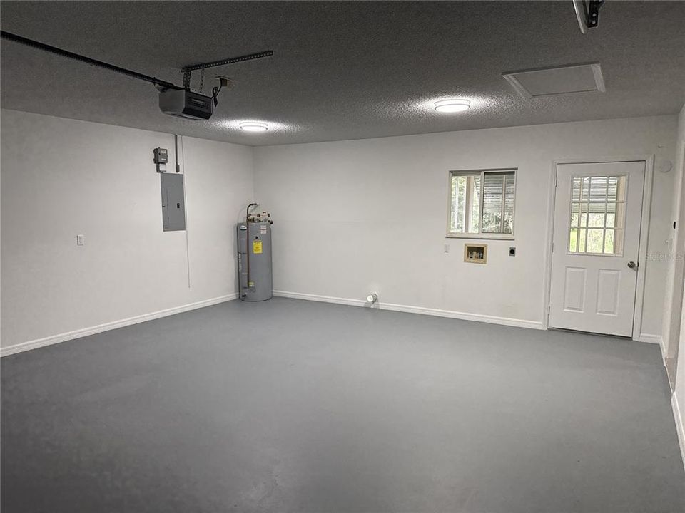 For Sale: $210,000 (2 beds, 2 baths, 1008 Square Feet)