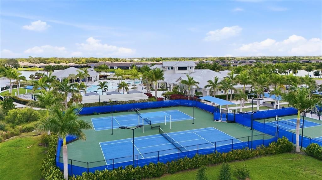 For Sale: $389,000 (2 beds, 2 baths, 1648 Square Feet)