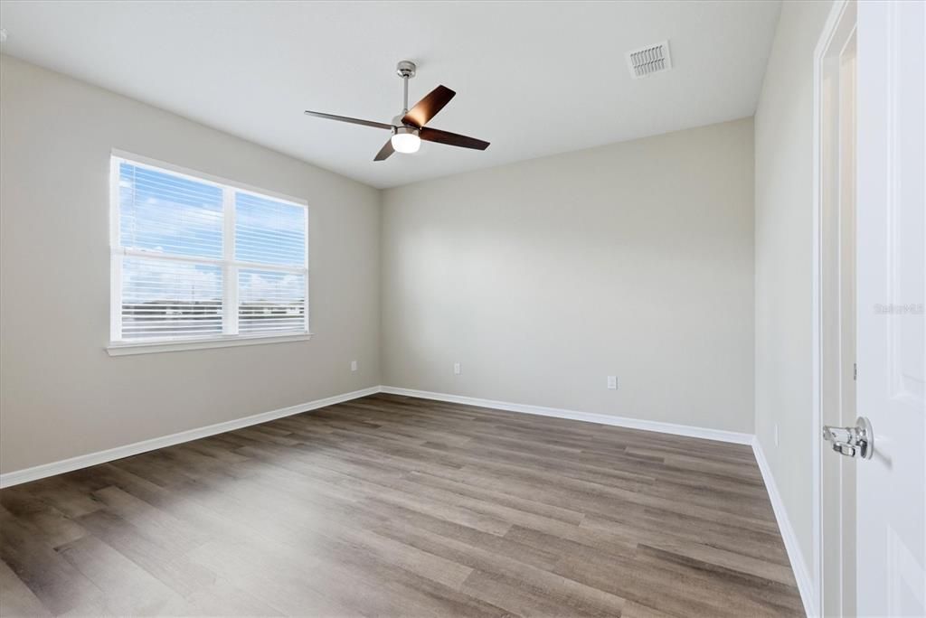 For Sale: $389,000 (2 beds, 2 baths, 1648 Square Feet)