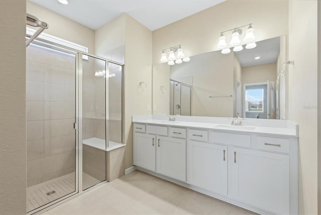For Sale: $389,000 (2 beds, 2 baths, 1648 Square Feet)