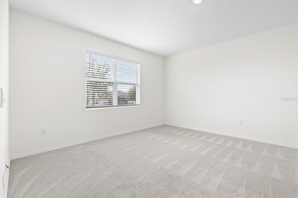 For Rent: $2,500 (4 beds, 2 baths, 2031 Square Feet)