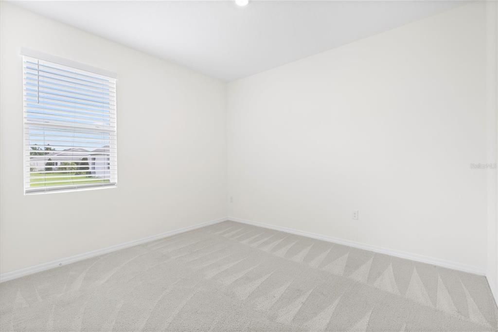 For Rent: $2,500 (4 beds, 2 baths, 2031 Square Feet)