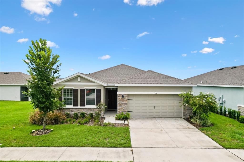 For Rent: $2,500 (4 beds, 2 baths, 2031 Square Feet)