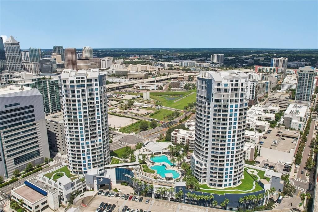 На продажу: $720,000 (2 спален, 2 ванн, 1363 Квадратных фут)